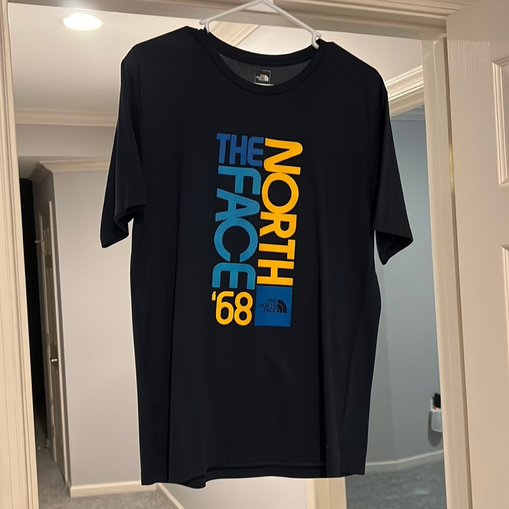 North face tee